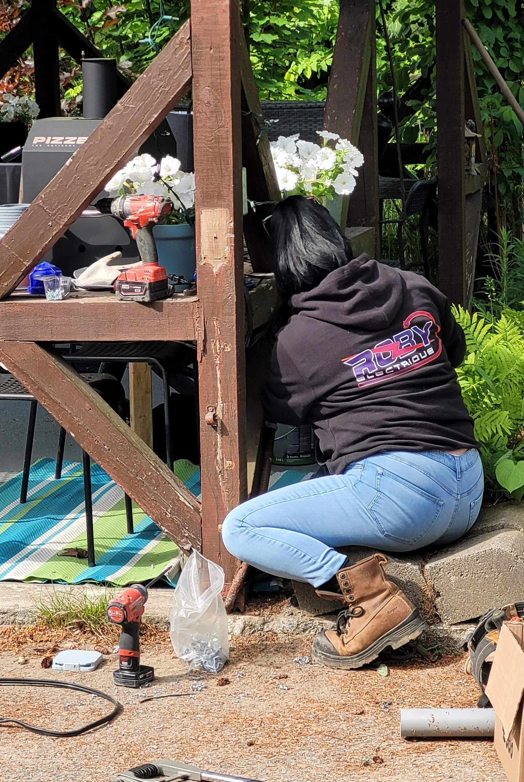 Employé en action sur un chantier